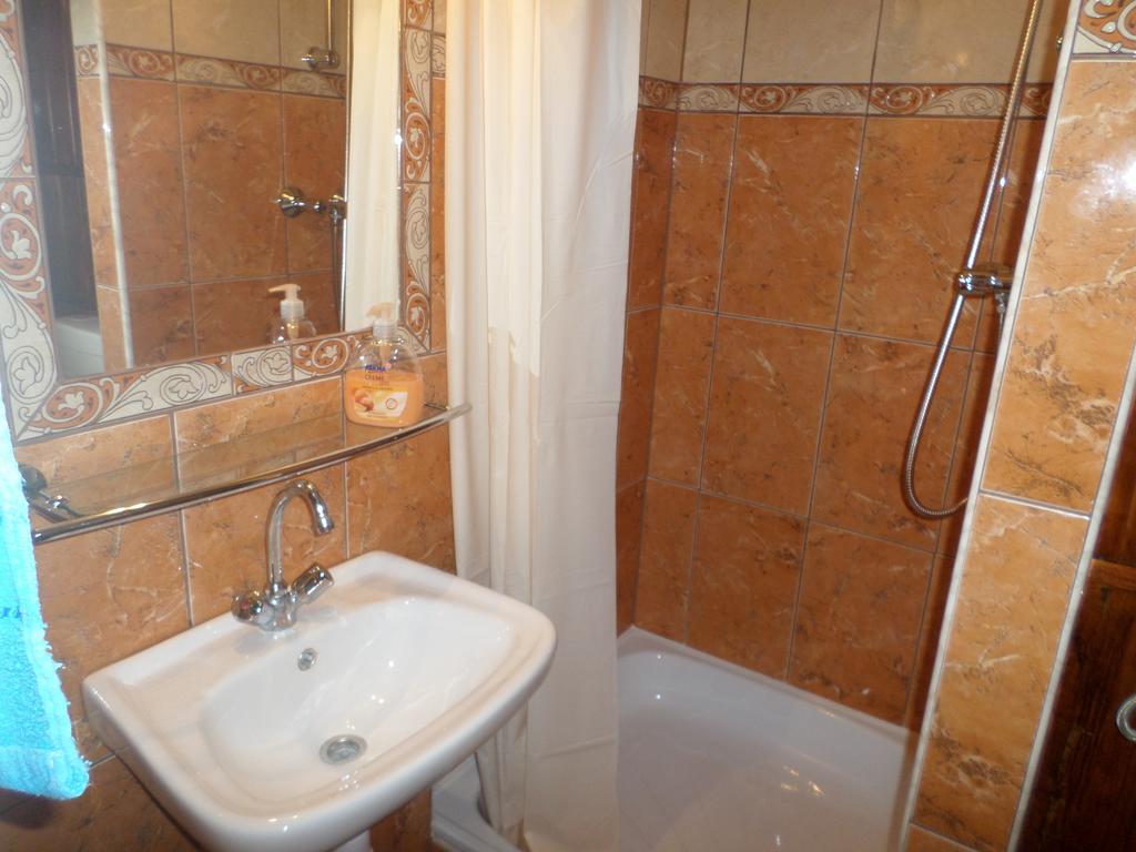 Apartment4You Boedapest Buitenkant foto